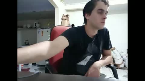 Snapshot of alejandroeema chatting on December 14, 4:07 am alejandroeema online show from December 14, 4:07 am