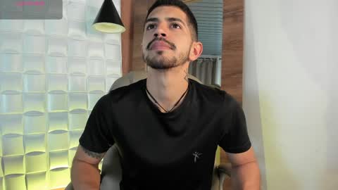 Snapshot of alejandrostorm chatting on April 7, 4:13 am Alejo online show from April 7, 4:13 am