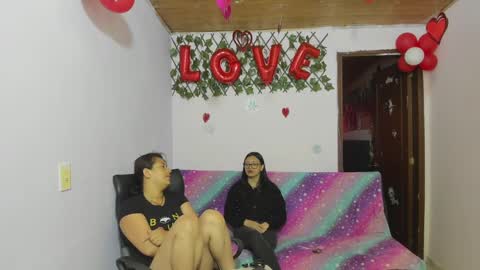 zoe and Kataleya online show from February 25, 12:24 pm