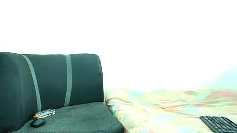 alejo_21cm online show from December 13, 6:16 pm