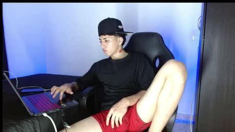 alejo online show from April 3, 6:33 am