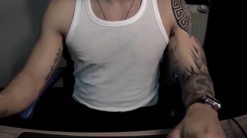 Snapshot of alejoduarte16 chatting on February 10, 11:09 pm alejoduarte16 online show from February 10, 11:09 pm