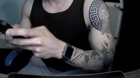 Snapshot of alejoduarte16 chatting on March 2, 10:55 am alejoduarte16 online show from March 2, 10:55 am