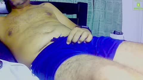 alejohot29 online show from December 2, 2:53 am