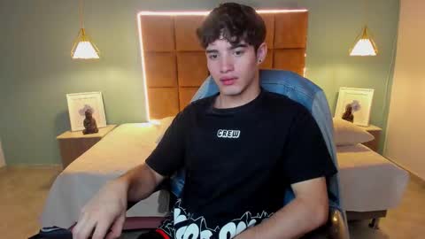 ALejoo Saenz online show from October 7, 5:32 pm