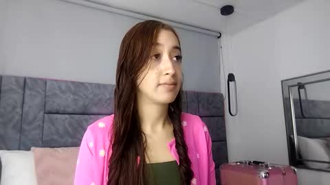 Snapshot of aleka_williams_ chatting on September 26, 12:42 pm aleka_williams_ online show from September 26, 12:42 pm