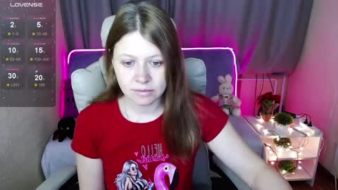 Snapshot of alekasamui chatting on December 11, 1:26 am Aleksa online show from December 11, 1:26 am