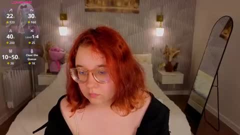 Snapshot of aleks_caste chatting on July 30, 6:18 pm Aleks online show from July 30, 6:18 pm
