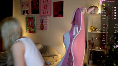 Lexi online show from December 2, 4:09 am