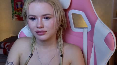 Lexi online show from January 15, 6:54 am