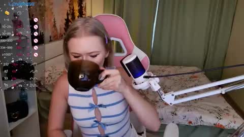 Lexi online show from September 20, 3:51 am