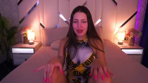 Snapshot of aleksaloree chatting on June 11, 12:32 am aleksaloree online show from June 11, 12:32 am