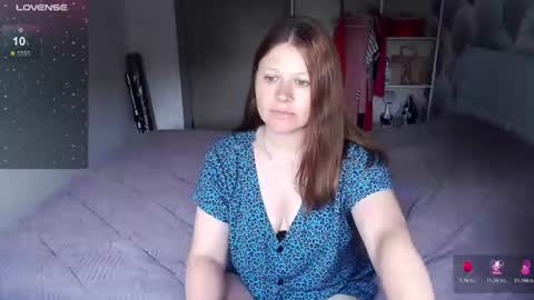 Snapshot of aleksasamui chatting on July 21, 7:54 am Aleksa online show from July 21, 7:54 am