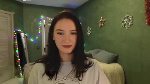 Alena online show from December 7, 4:36 pm