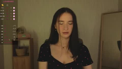 Alena online show from June 11, 9:46 pm