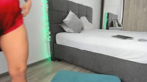 AlenaKeys online show from April 24, 7:44 am