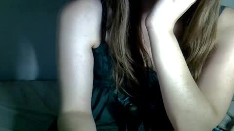 Snapshot of aleniia19 chatting on September 27, 8:36 pm Aleniia19 online show from September 27, 8:36 pm