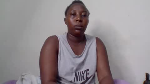 Noreen Kennth and Emilly online show from February 11, 4:33 am