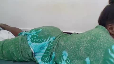 Noreen Kennth and Emilly online show from February 14, 9:45 am