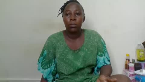 Noreen Kennth and Emilly online show from March 3, 5:20 am