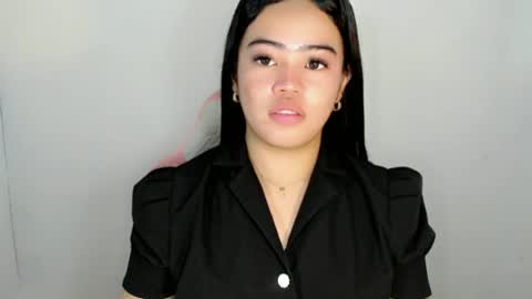 Snapshot of alesha_vibe_me chatting on June 21, 3:14 pm alesha_vibe_me online show from June 21, 3:14 pm
