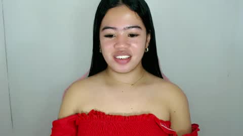 Snapshot of alesha_vibe_me chatting on June 22, 7:22 pm alesha_vibe_me online show from June 22, 7:22 pm