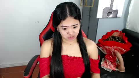 Snapshot of alesha_vibe_me chatting on July 10, 3:36 pm alesha_vibe_me online show from July 10, 3:36 pm