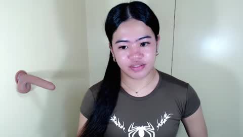 Snapshot of alesha_vibe_me chatting on August 1, 1:21 pm alesha_vibe_me online show from August 1, 1:21 pm