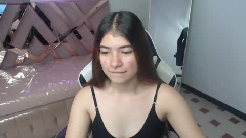 Snapshot of alesia_v chatting on May 16, 3:25 am Live 1000pm 600am COLOMBIAN HOUR online show from May 16, 3:25 am