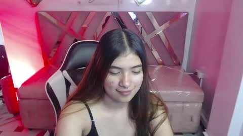 Snapshot of alesia_v chatting on May 29, 3:26 am Live 1000pm 600am COLOMBIAN HOUR online show from May 29, 3:26 am