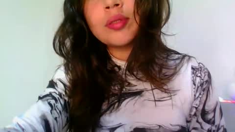 QUEEN OFF MILk  IM BACK  15 NOV online show from January 5, 7:39 pm