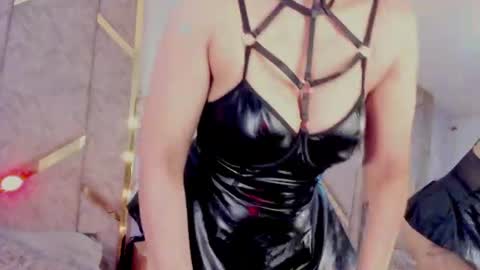 Snapshot of aleskadutth chatting on July 7, 6:05 am Aleska online show from July 7, 6:05 am