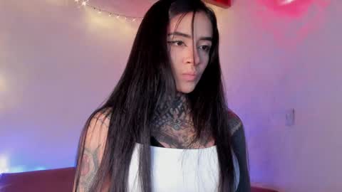 Snapshot of alessafrost_ chatting on December 19, 3:40 am Onlyfans Babykarma6 online show from December 19, 3:40 am