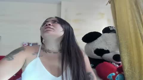 paola online show from October 10, 5:45 pm