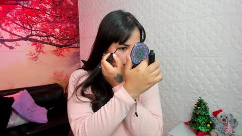 Snapshot of alessandraa_ferri_ chatting on December 13, 9:20 pm Alessandra online show from December 13, 9:20 pm