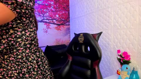 Snapshot of alessandraa_ferri_ chatting on January 23, 9:07 pm Alessandra online show from January 23, 9:07 pm