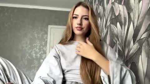 Betty online show from November 18, 9:03 am