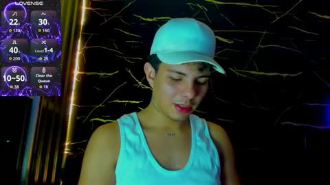 Snapshot of alessandro__777 chatting on June 5, 4:19 am Alessandro online show from June 5, 4:19 am