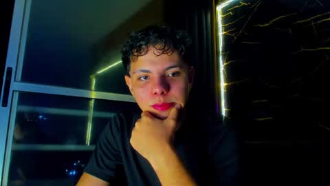 Snapshot of alessandro__777 chatting on June 21, 4:59 am Alessandro online show from June 21, 4:59 am
