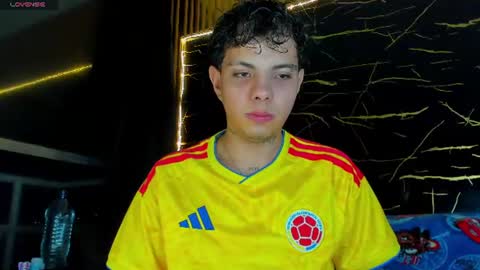 Snapshot of alessandro__777 chatting on July 4, 4:51 am Alessandro online show from July 4, 4:51 am