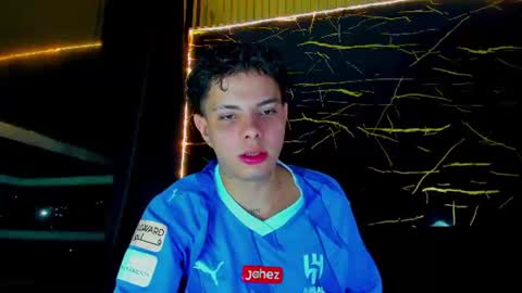Snapshot of alessandro__777 chatting on July 19, 3:32 am Alessandro online show from July 19, 3:32 am