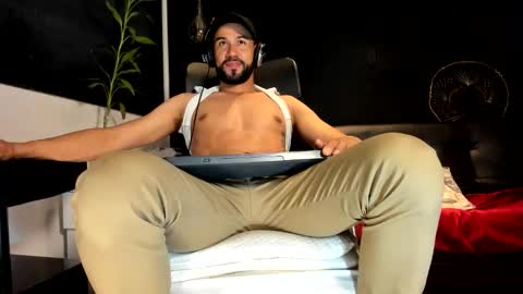 ALESSANDRO  WYE online show from March 9, 7:01 am