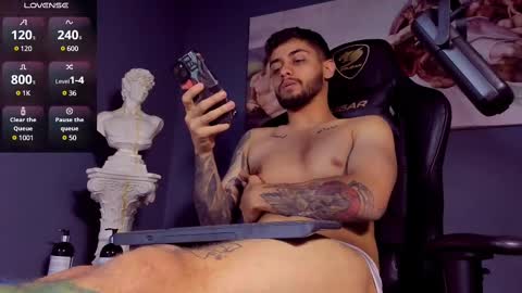 Snapshot of alessandro_duty chatting on March 8, 11:07 pm Alessandro INDEPENDENT MODEL online show from March 8, 11:07 pm