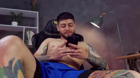 Snapshot of alessandro_duty chatting on September 19, 3:08 am Alessandro INDEPENDENT MODEL online show from September 19, 3:08 am