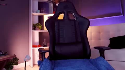 Snapshot of alessandro_duty chatting on October 25, 2:41 am Alessandro INDEPENDENT MODEL online show from October 25, 2:41 am