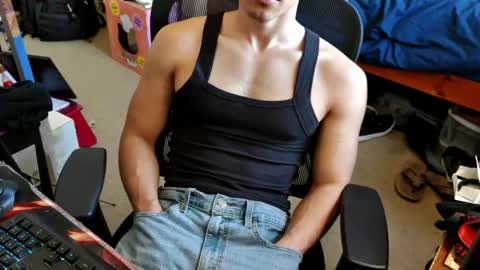 Alessandro online show from April 4, 8:06 pm