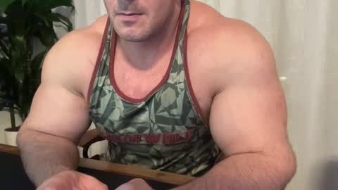 Alessandrobuilder online show from October 14, 7:36 pm