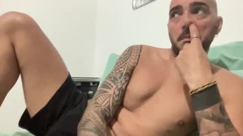 Snapshot of alessandromori91 chatting on September 8, 8:19 pm alessandromori91 online show from September 8, 8:19 pm