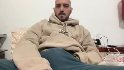 alessandromori91 online show from January 9, 10:00 pm