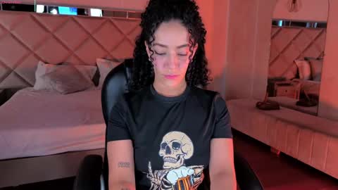 ALESSA ROMERO  online show from June 5, 8:14 pm